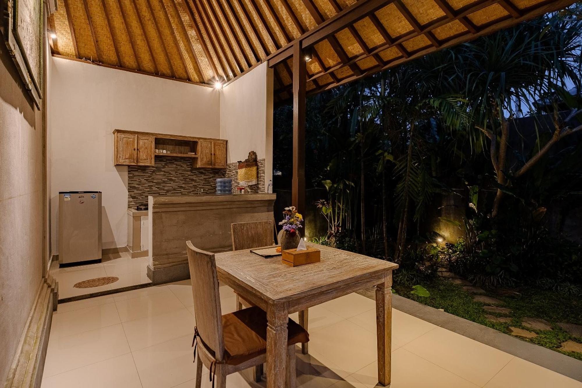 Pratiwi Ubud Villa Екстериор снимка